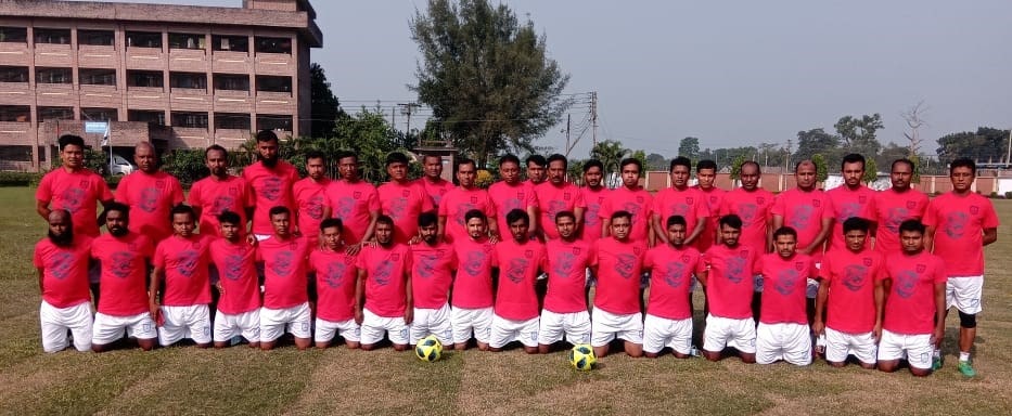 https://beta.bff.com.bd/images/cms/news/Completion_and_certificate_distribution_ceremony_of_BFF_AFC_Grassroots_Coaching_Course_2020-27-01-2021-07-41-102208-min.jpeg